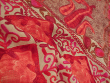 Load image into Gallery viewer, Kashmiri Ari embroidered Stole (Wrap)