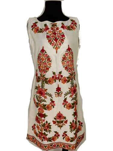 White Ari Embroidery dress